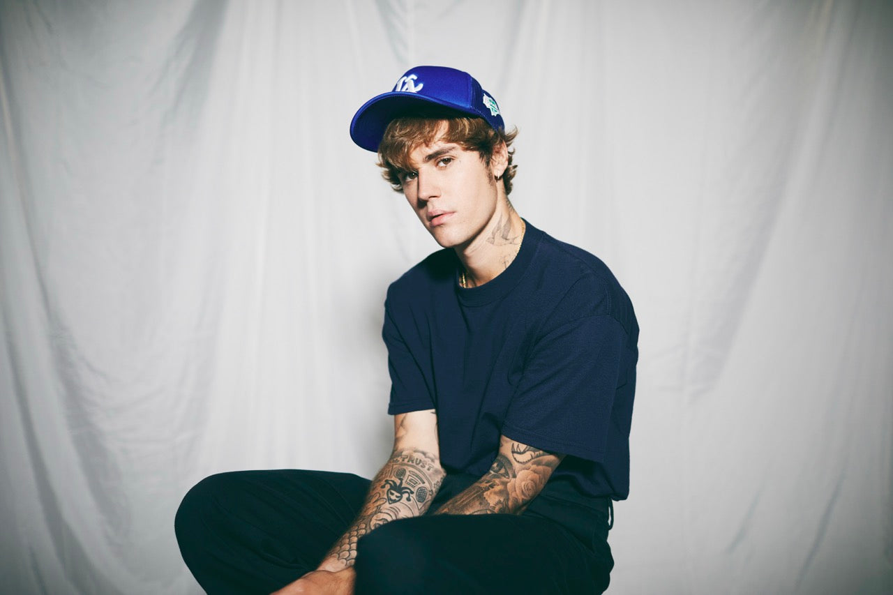 JUSTIN BIEBER